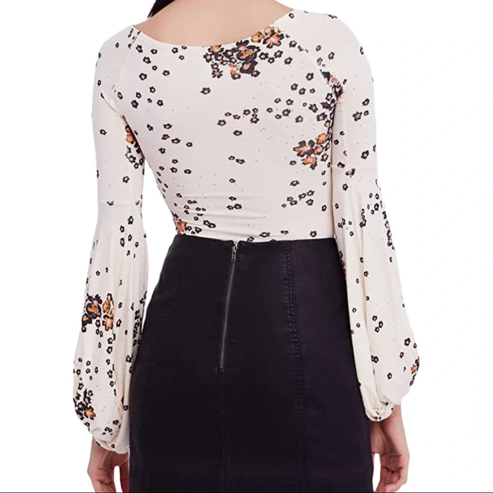 NEW Free People To The Tropics Bodycon Top Cream Tea Floral Print Size XS - Picture 6 of 13